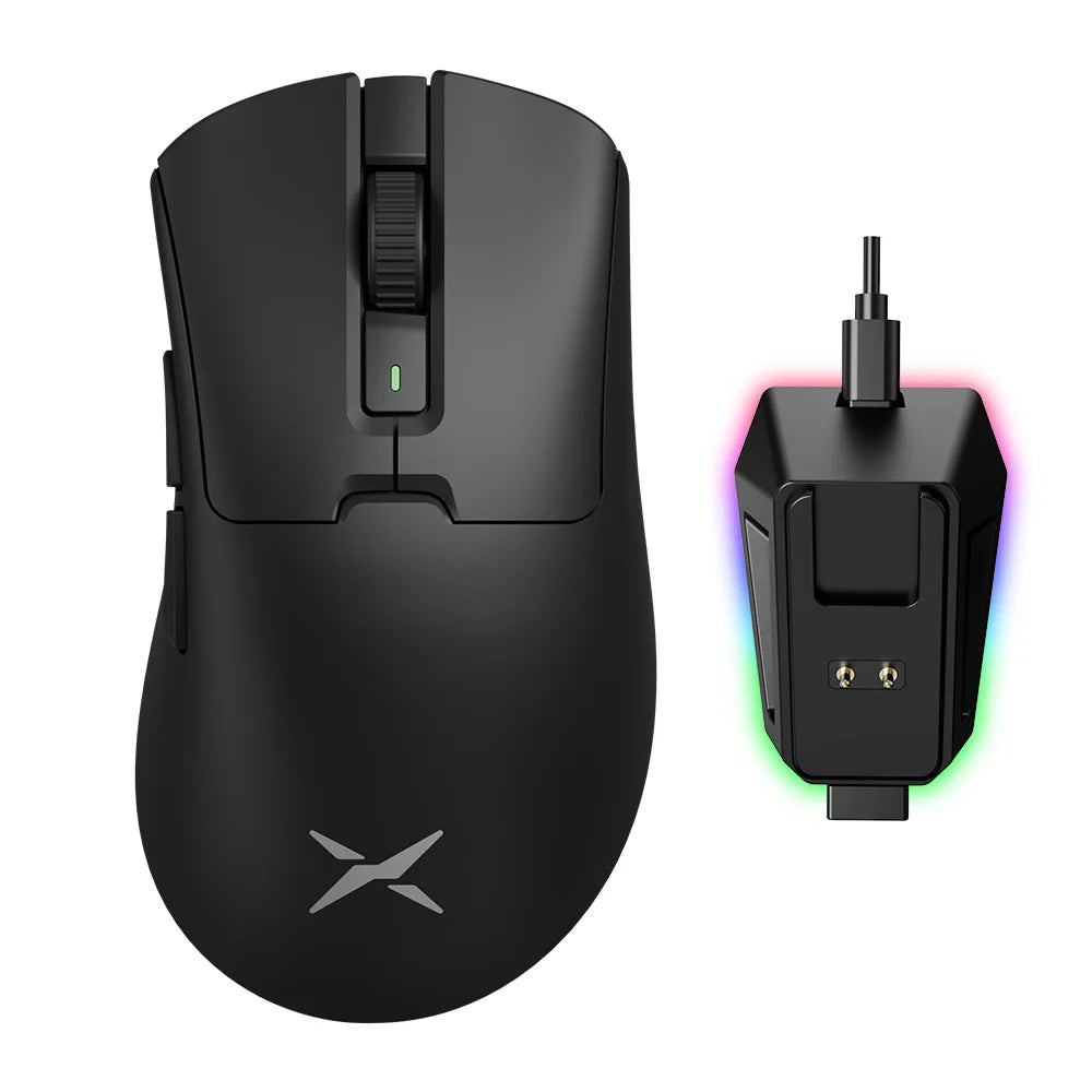 Mouse Gamer Sem Fio Delux M900PRO — 63g, Sensor PAW3395 26.000 DPI, 8000Hz, Dock RGB